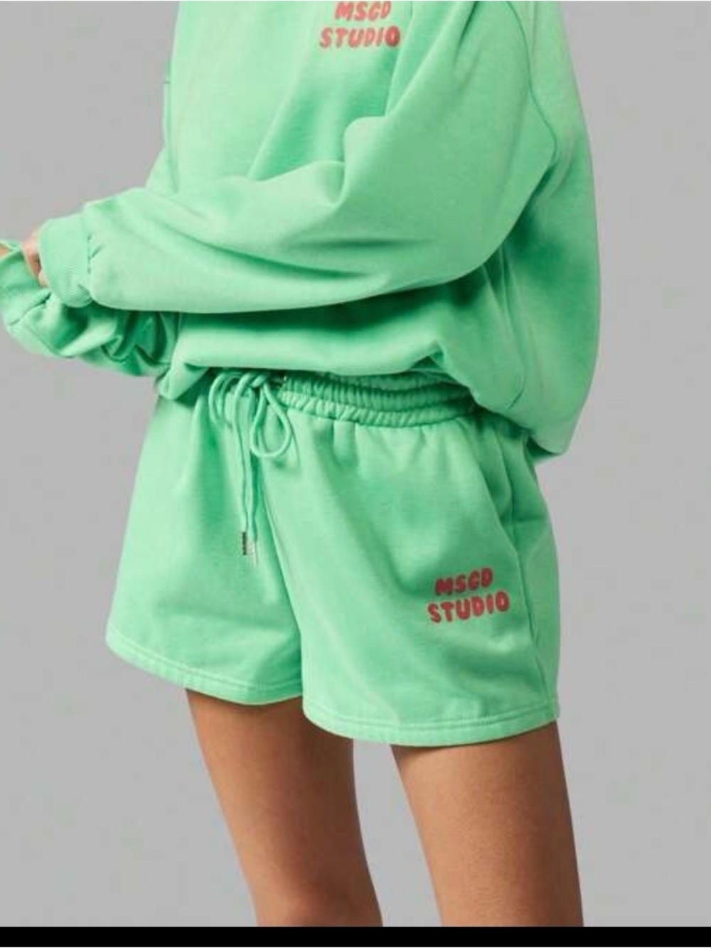 ☀️ Missguided ☀️ green sweat shorts